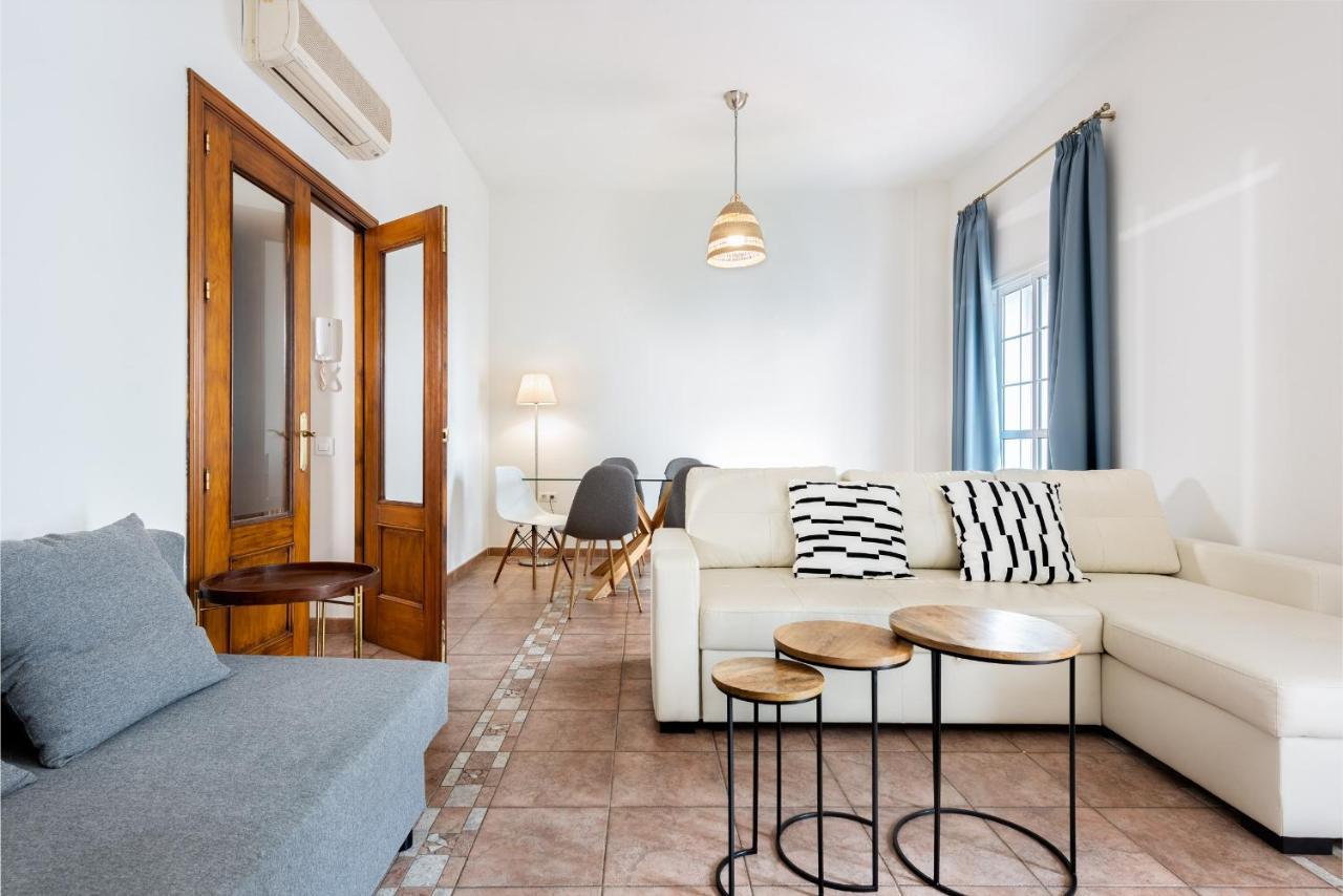Hsh Suites Triana Sevilla Exterior foto